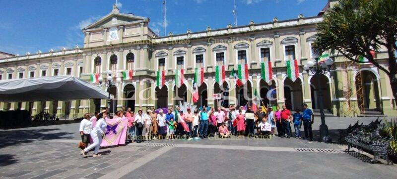Marchan en Córdoba a favor de Xóchitl Gálvez