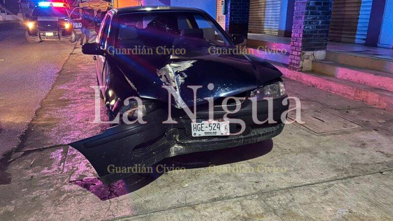 BORRACHO CHOCA CONTRA UN MURO