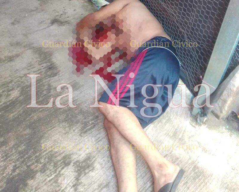 Sicarios llegan a su casa y lo acribillan, en Chinameca, Veracruz