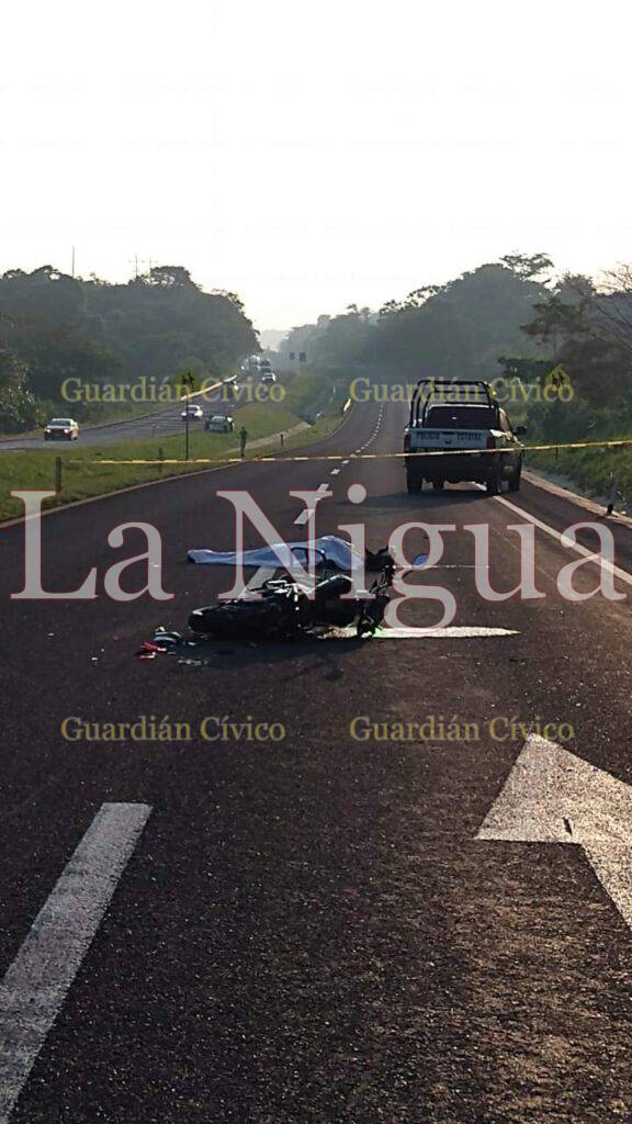 Mujer encontró la muerte en la carretera Coatzacoalcos-Villahermosa