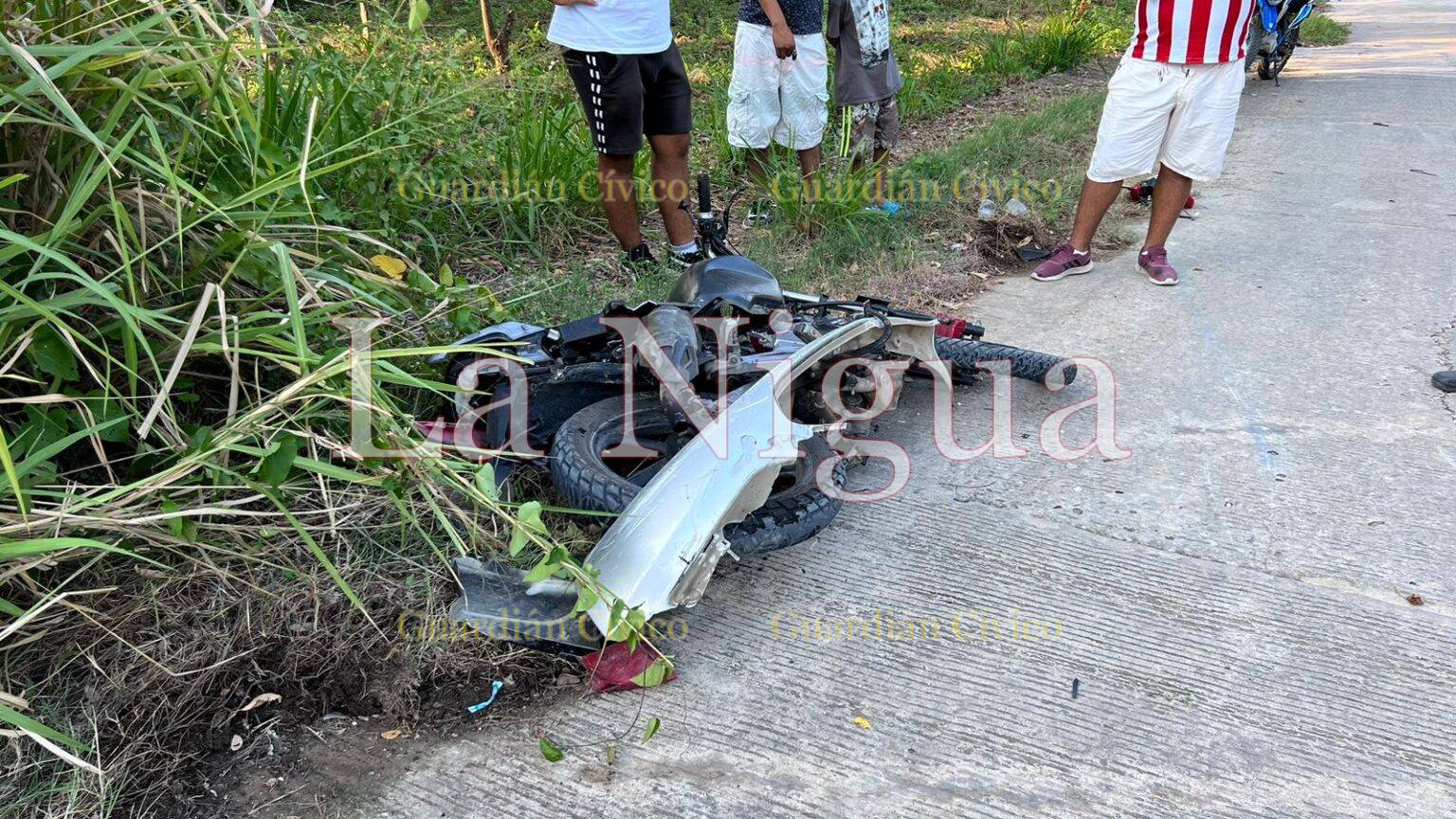 Motociclista termina seriamente lesionado en aparatoso choque