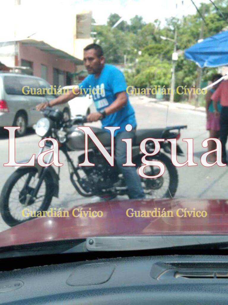 Irresponsable motociclista, atropella y abandona a sus víctimas en Papantla