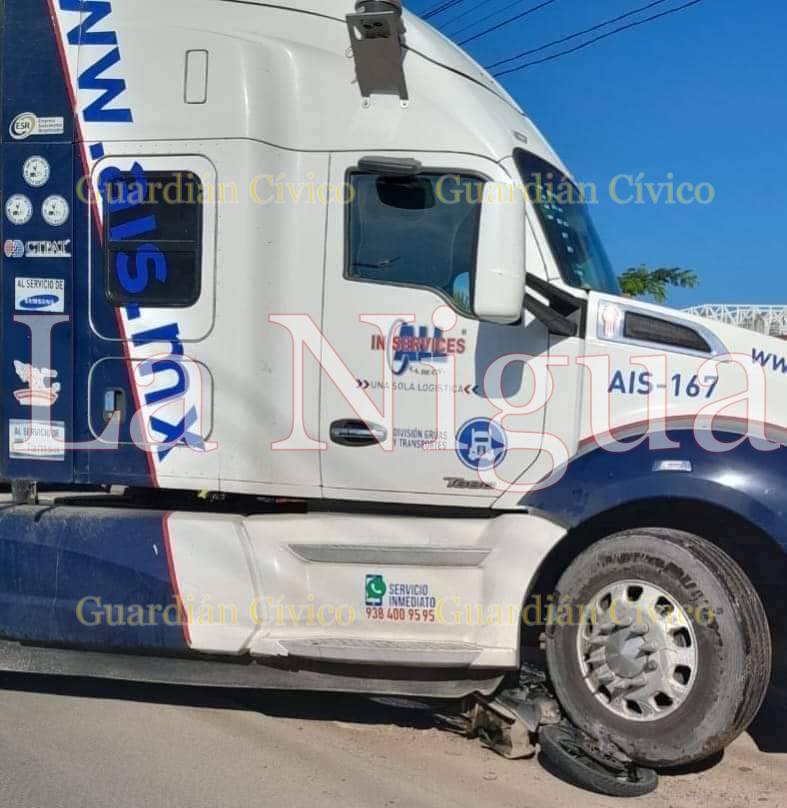 Motociclista vuelve a nacer.<br />*Queda debajo de tráiler 2 IMG 20230920 WA0095