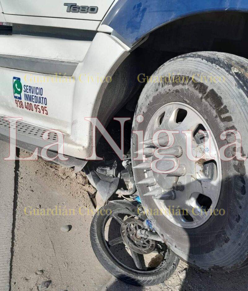 Motociclista vuelve a nacer.<br />*Queda debajo de tráiler 3 IMG 20230920 WA0096