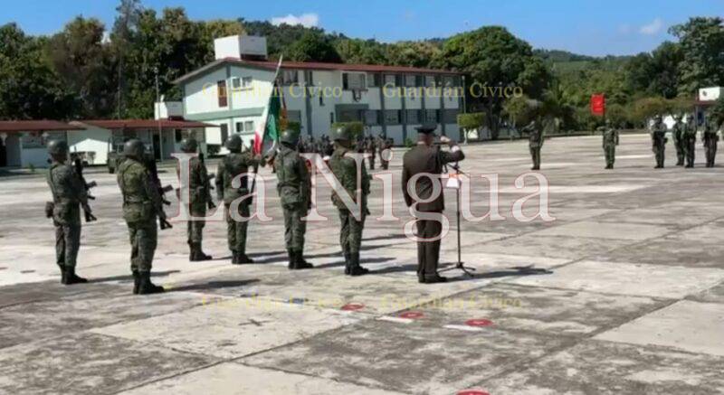 Toman protesta al nuevo Comandante del 7° Batallón de Infantería en Coatzintla.