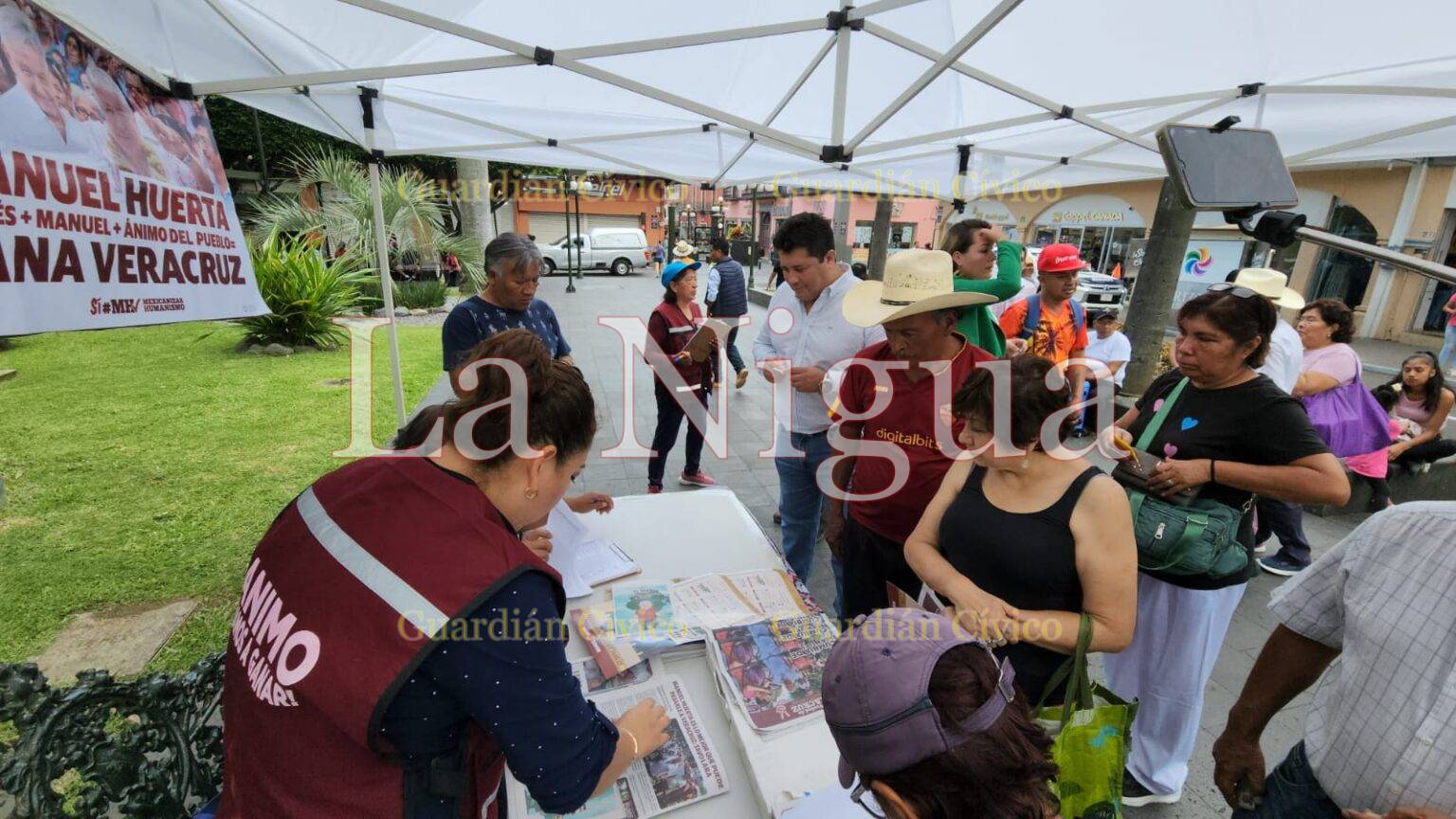 Militantes de Morena exigen que el estado lo gobierne un auténtico veracruzano