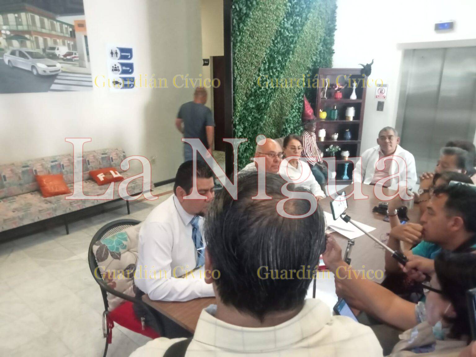 Respaldan médicos a Sergio Guitierrez