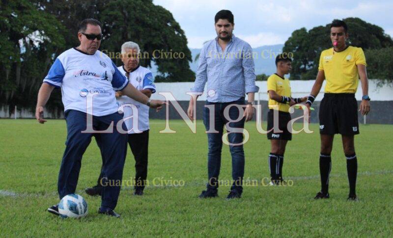 Albiazules de Córdoba por el triunfo ante Licántropos