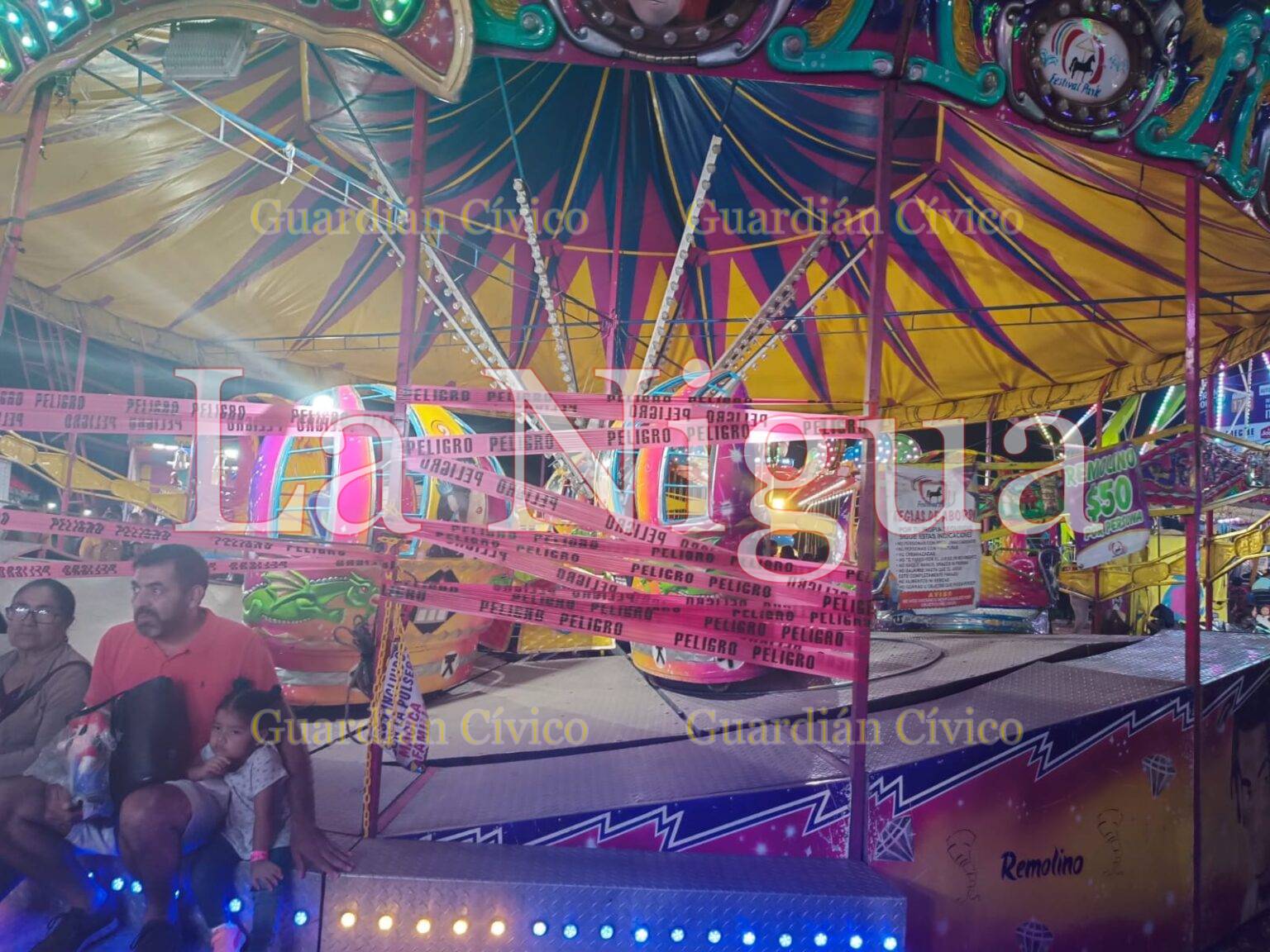 Se desprende cubículo de juego mecánico en Feria de Córdoba