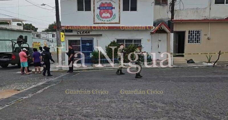 Mat@n a abuelita cuando barría la calle en Veracruz