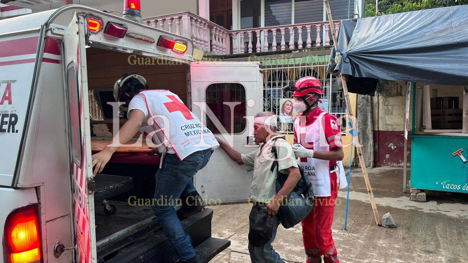 Hombre cae de su altura y resulta lesionado