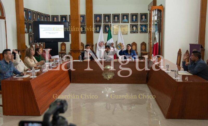 Presentan “Estimación del recurso solar y sus potenciales aplicaciones en la zona urbana de Córdoba” en Cabildo Abierto