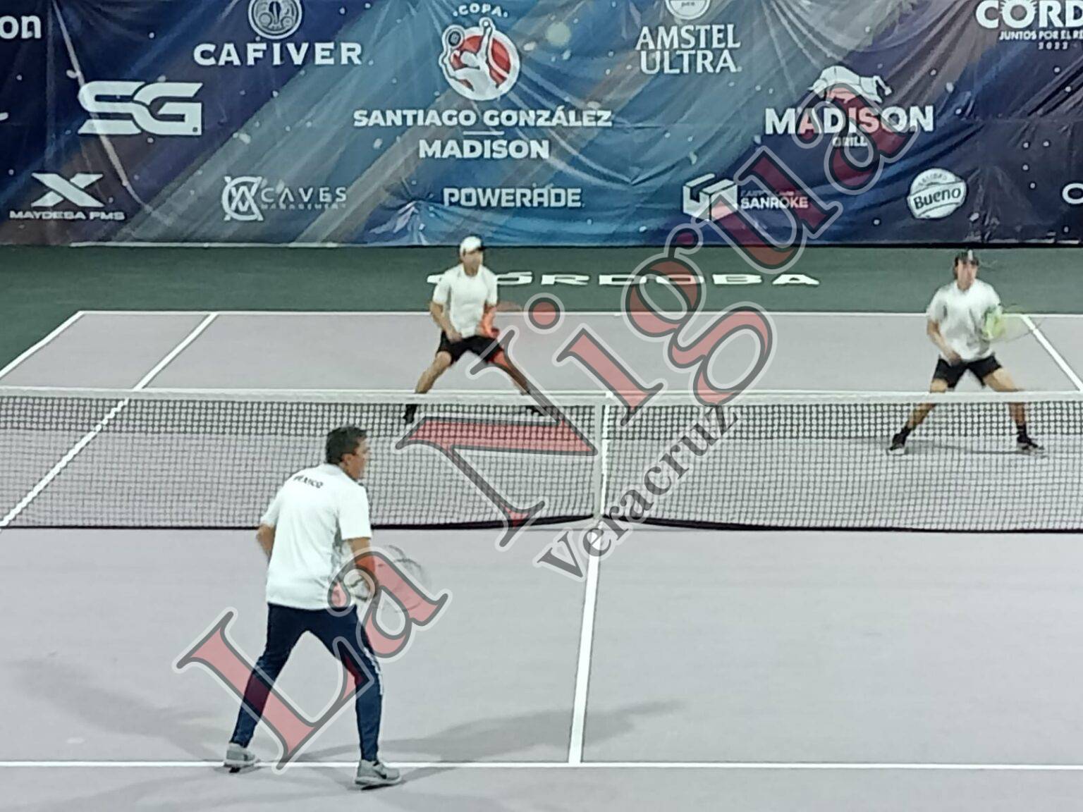 Triunfo de Fito Jauregui; Palencia y Cobo ganaron