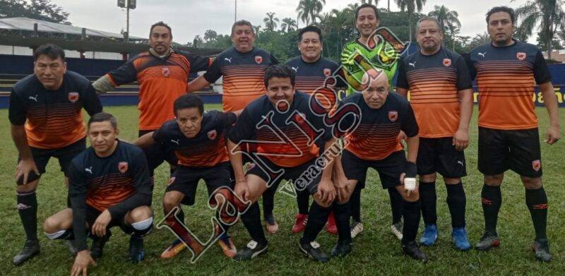 Iberia cortó orejas y rabo, goleó 6-2 al Tauros, en Platino