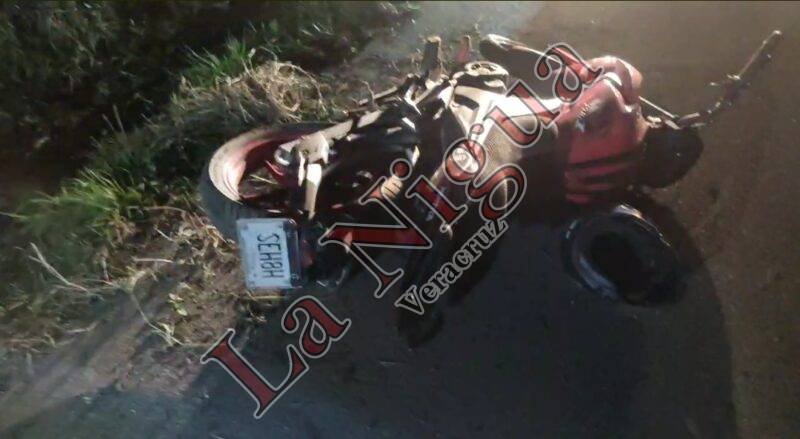 Grave motociclista que sufrió accidente en carretera Agua Dulce-El Burro