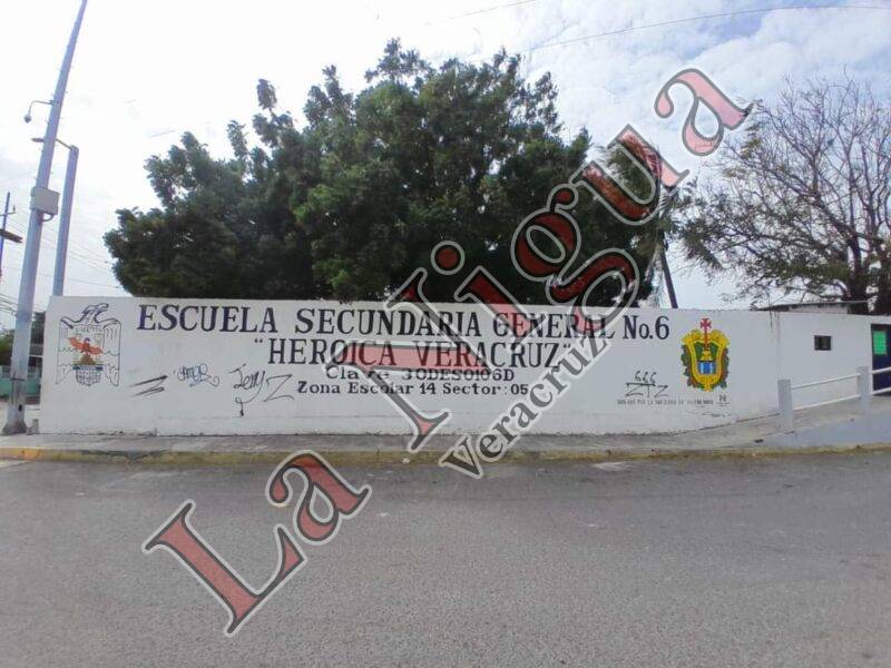 Denuncias en Secundaria por venta de medicamentos y amenazas