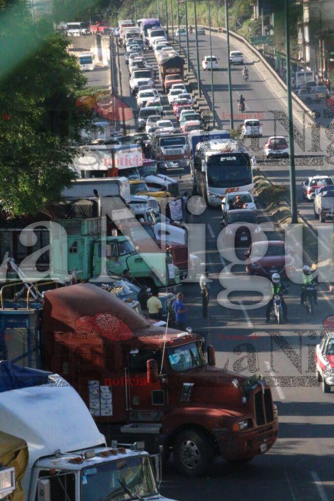 Transportistas de AMOTAC se manifiestan en Veracruz por seguridad y justicia en el transporte