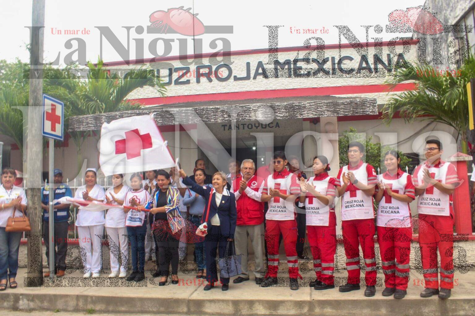 Banderazo de arranque de la Colecta Nacional de la Cruz Roja