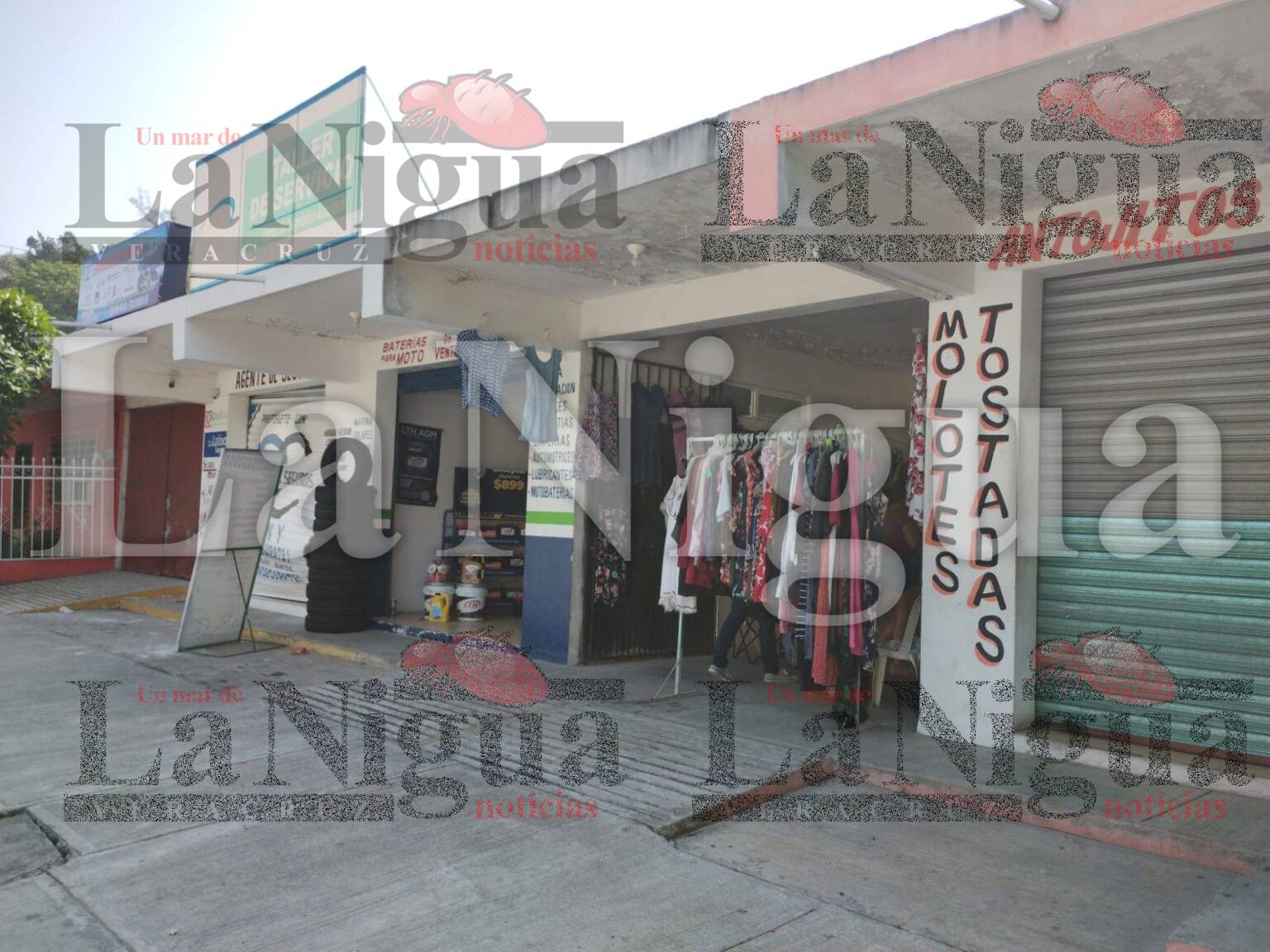 Asaltan, motociclistas  dos negocios a mano armada en Papantla