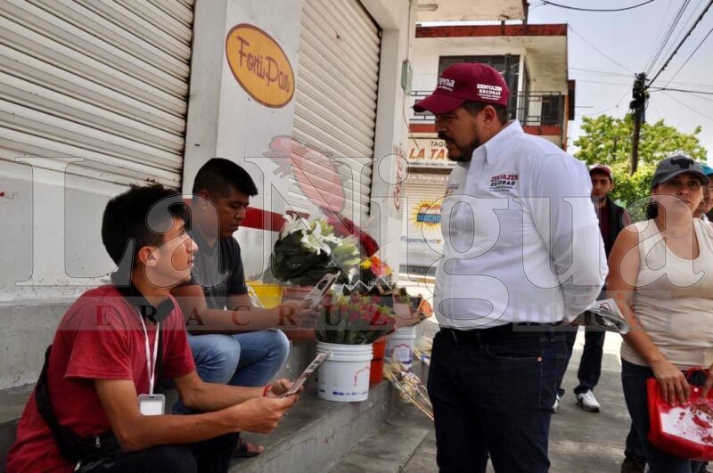 El comercio es pilar de la economía local: Zenyazen Escobar