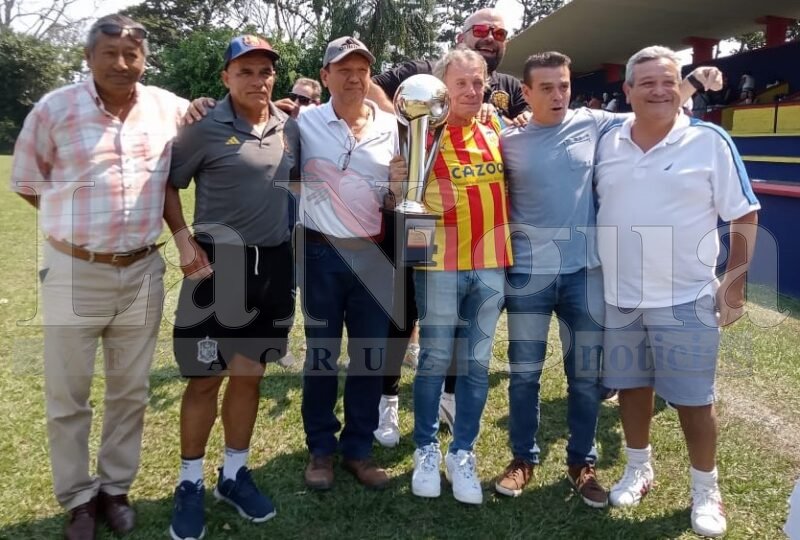 Iberia Platino sacó la *Estrellitas mejor que el Casino, 3-1