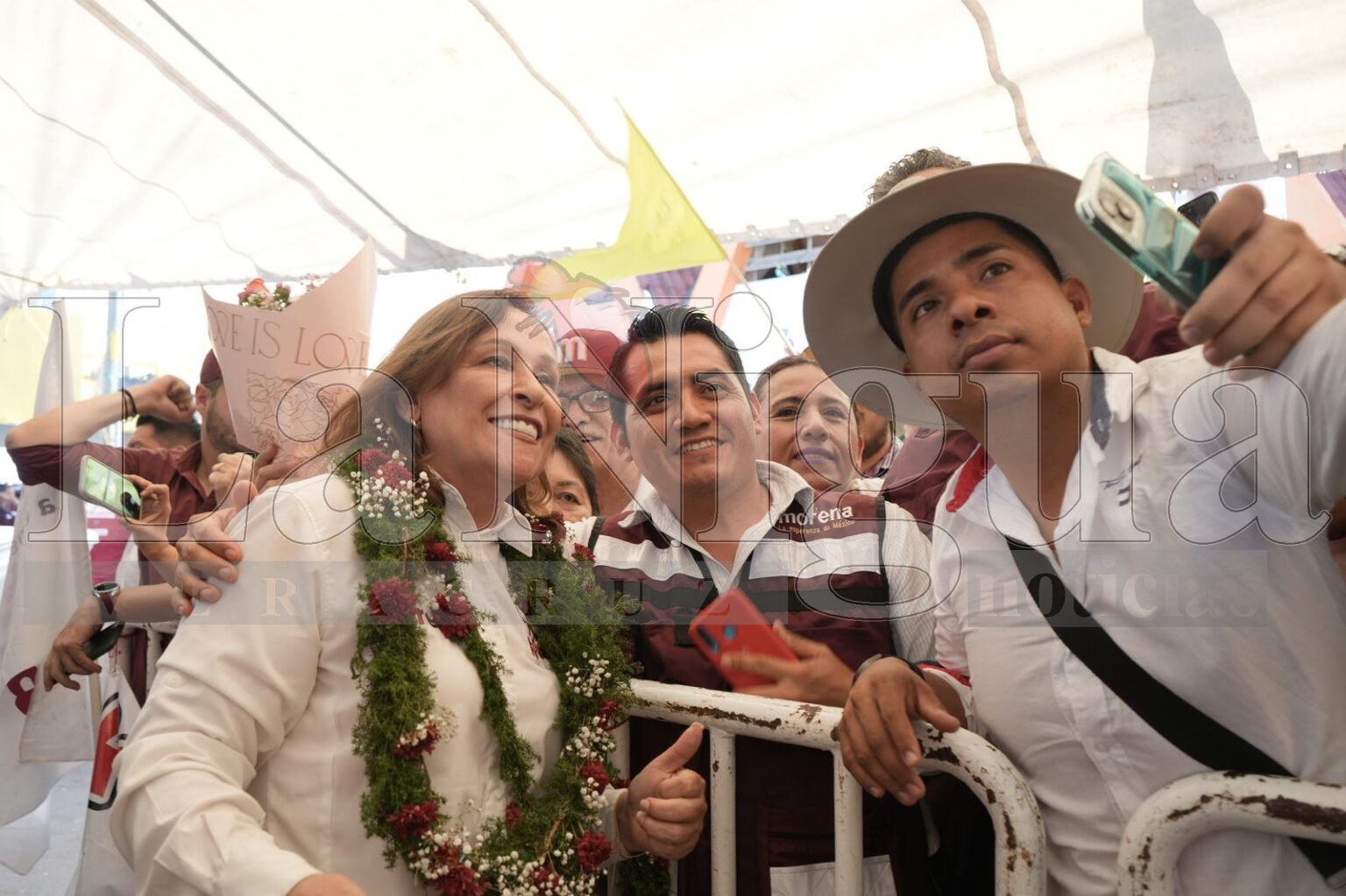 PETROLEROS DE CERRO AZUL RESPALDAN A ROCÍO NAHLE