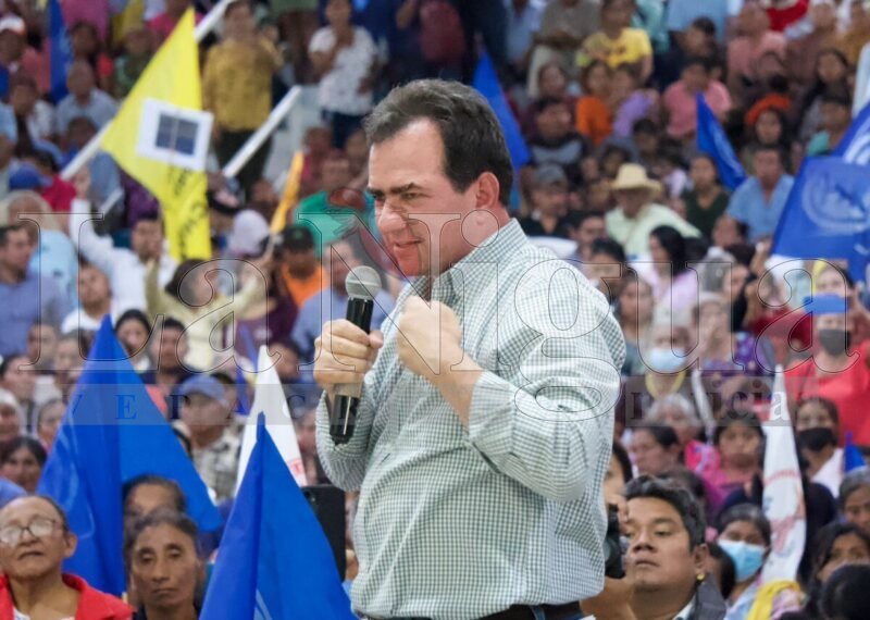 LA CAMPAÑA “MONTESSORI” DE PEPE YUNES.