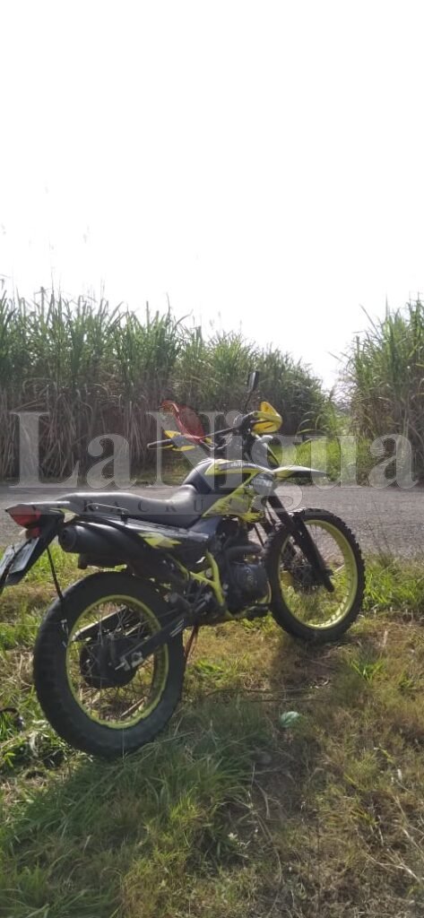Despojan de moto a joven en centro de Paso del Macho