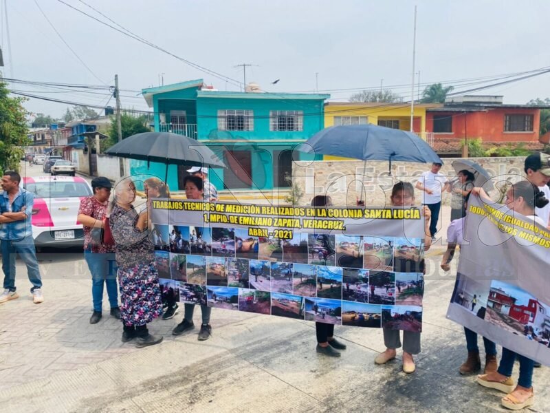 Bloquean por regularización de terrenos