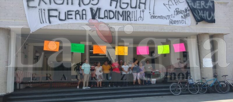 Pobladores de Ixtaczoquitlán Responden a Acusaciones del Alcalde sobre la Falta de Agua