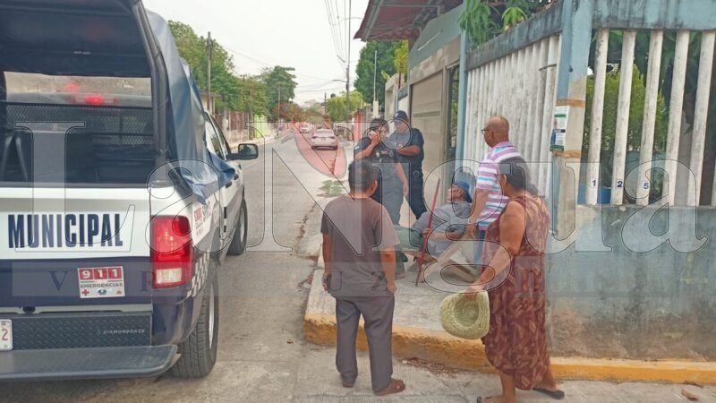 Adulto mayor sufre golpe de calor en Las Choapas