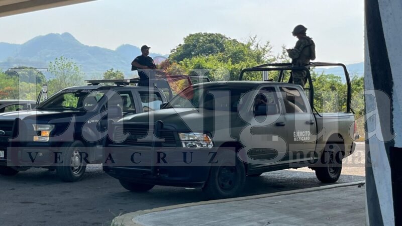 MILITARES Y POLICÍAS REALIZAN OPERATIVO POR PRESENCIA DE ENCAPUCHADOS
