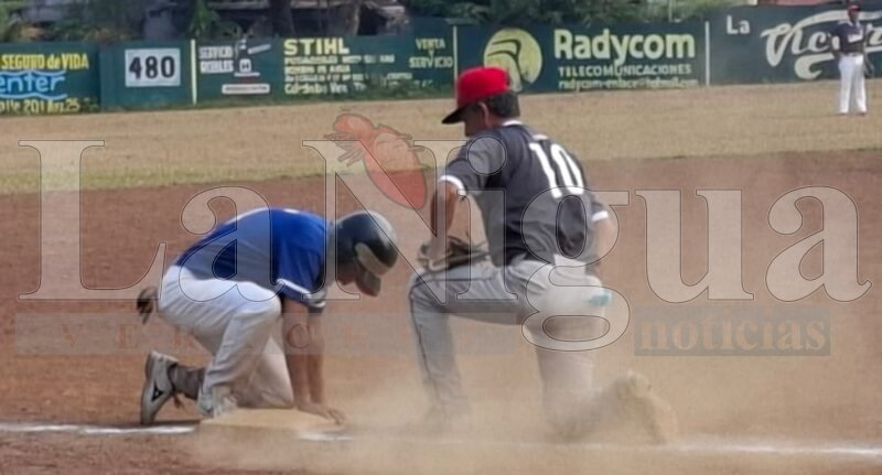 Coletos y Budi Dent abren el playoff de los veteranos