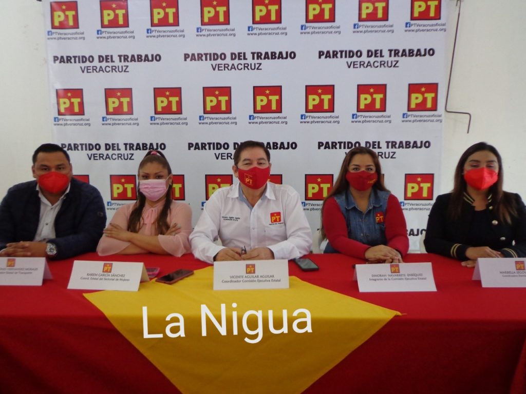 PT celebran un año mas de Constitución Mexicana