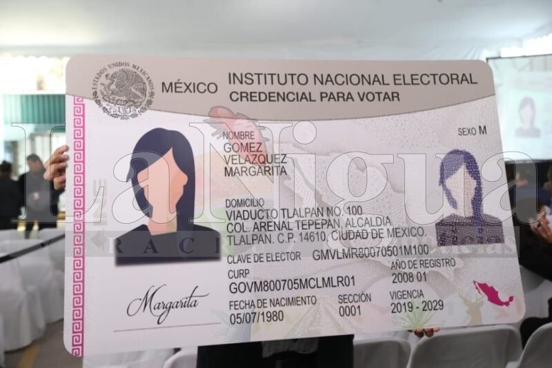INE da fecha límite para reimprimir credencial electoral
