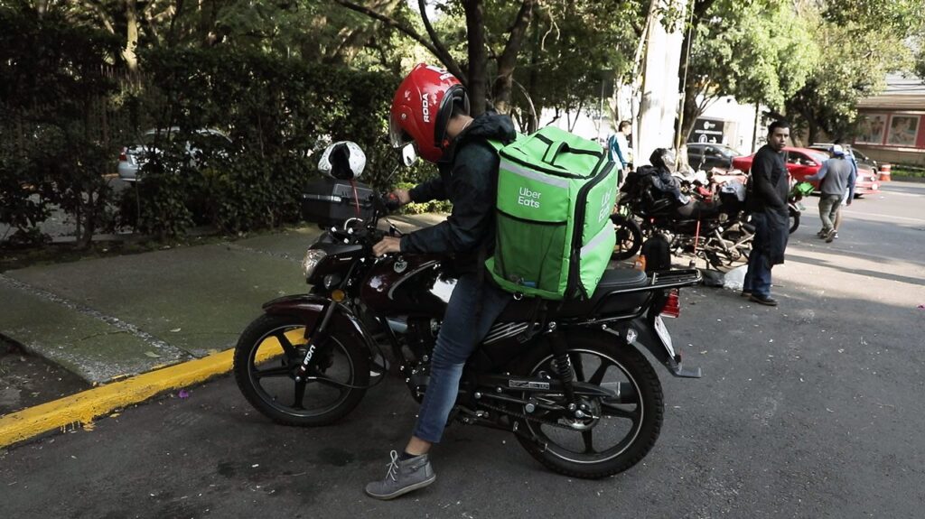 Impuesto a apps de reparto perjudicará a usuarios, repartidores, inversiones y crecimiento económico: AIMX