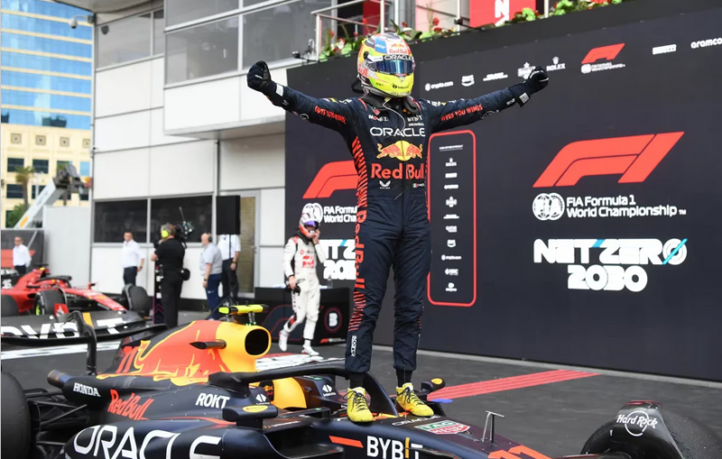 Sergio Checo Pérez se quedó con el Gran Premio de Azerbaiyán y confirmó que es el “rey de los callejeros”