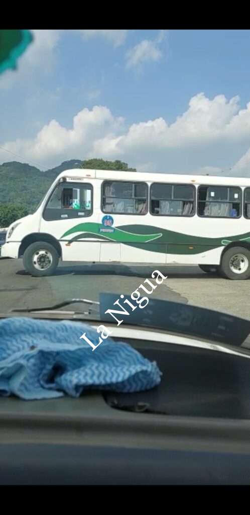 Reportan chofer de autobús manejando de forma temeraria