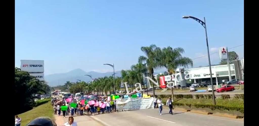 Marchan vecinos del sur de Córdoba vs planta de separación de sólidos en ruta a Naranjal