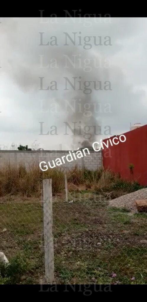 Vídeo:Familia quema basura y afecta a vecinos