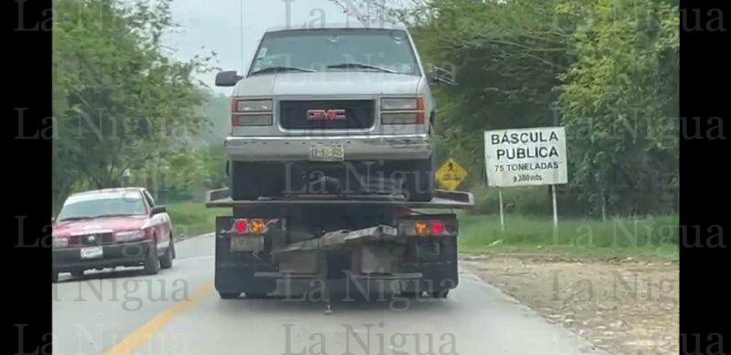 ASEGURAN VEHÍCULO ABANDONADO