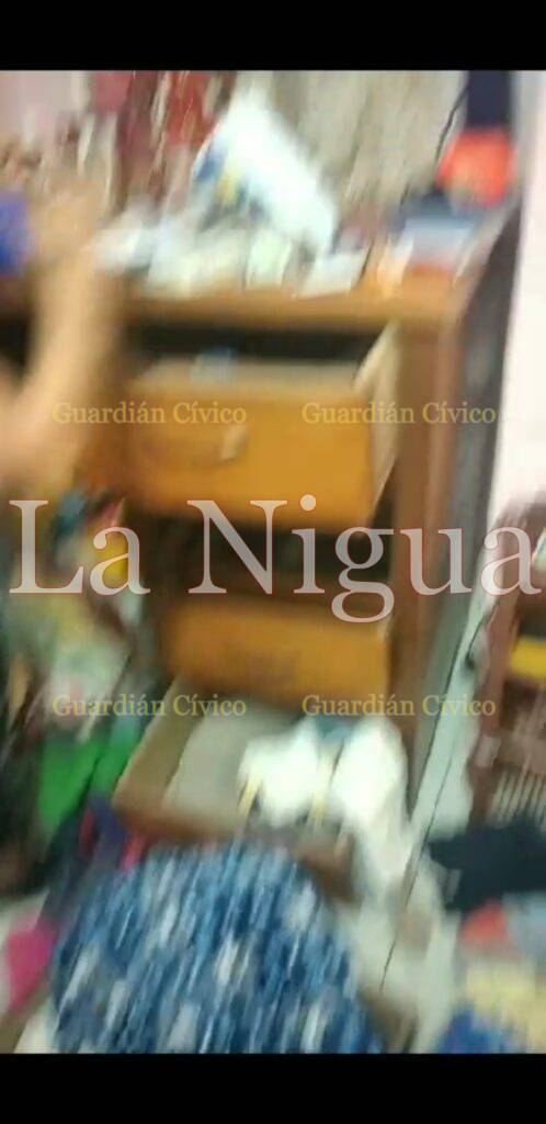 “Paracaidistas” saquean viviendas en Homex; vecinos acusan que autoridades hacen caso omiso