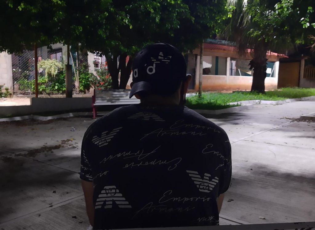 Joven de Acayucan denuncia abuso de autoridad por parte de la Fuerza Civil