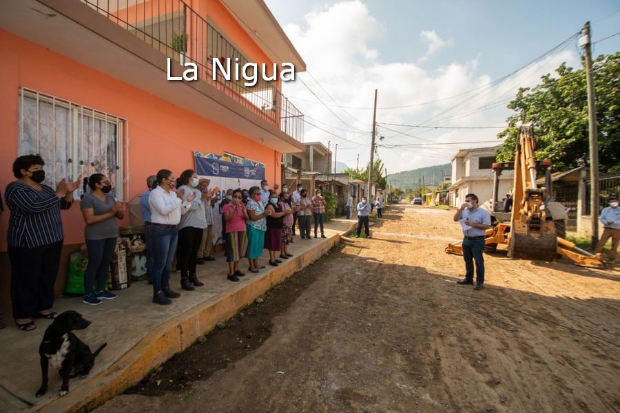 Inician pavimentación en avenida Allende de Monte Blanco