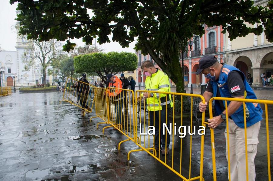 Cierre parcial del parque 21 de Mayo por semáforo naranja