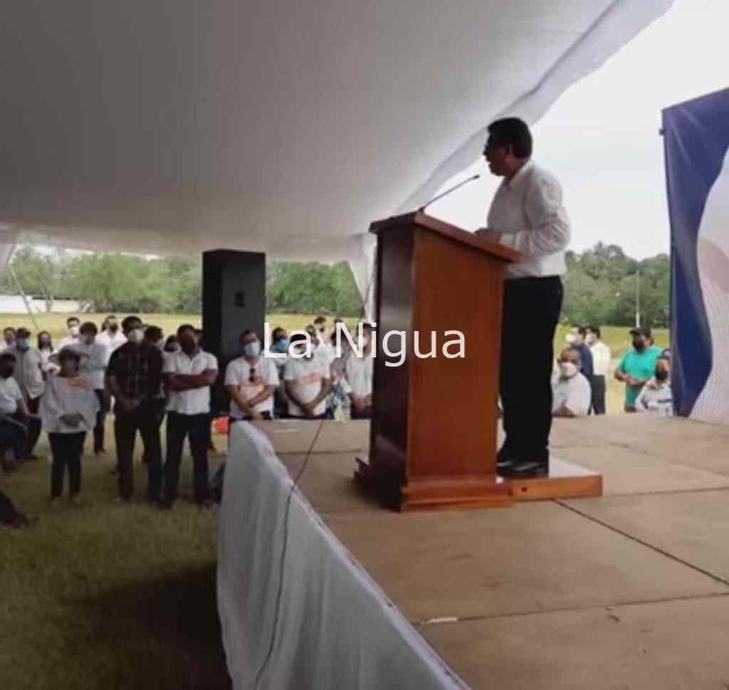 Trabajadores de la SEV molestos porque no les han depositado completa la primera parte del aguinaldo