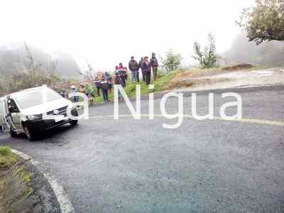 Lo matan a machetazos