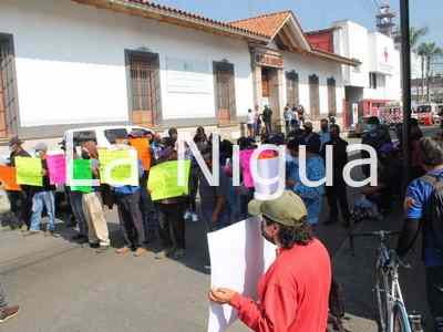 Piden liberación de joven detenido durante manifestación en Maltrata