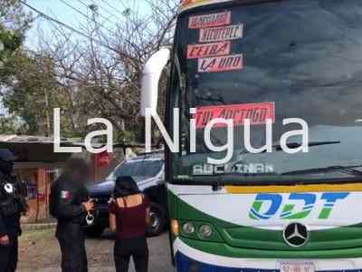 Fallece un pasajero al interior de un autobús en Tihuatlán