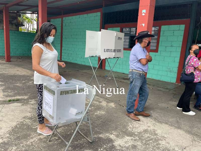 Inician votaciones sin contratiempos; hoy se eligen a 39 Agentes y Subagentes 6 WhatsApp Image 2022 04 03 at 9.43.53 AM